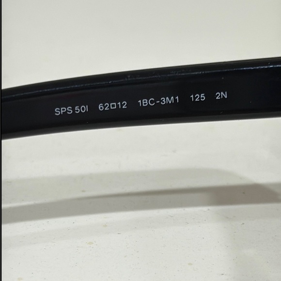 “PRADA” Women Aviator Sunglasses Pre-owned Made in Italy - Picture 7 of 7